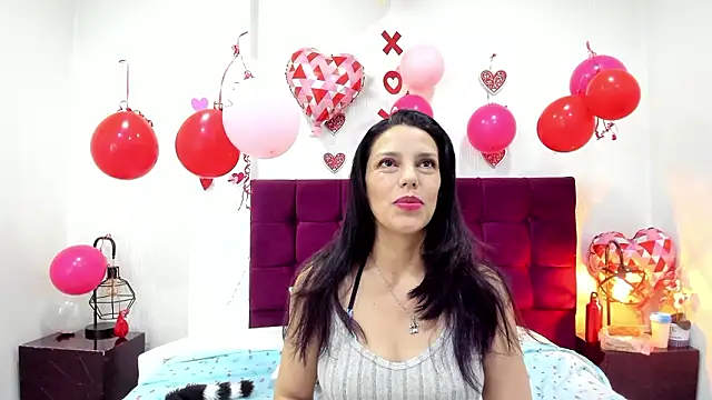 Snapshot of MashaPiink chatting on February 27, 12:49 pm MashaPiink online show from February 27, 12:49 pm