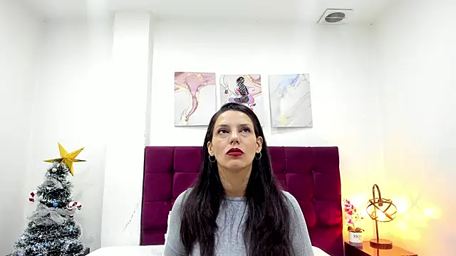 Snapshot of MashaPiink chatting on December 16, 1:04 pm MashaPiink online show from December 16, 1:04 pm