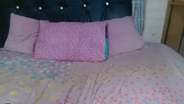 Wild RoseXX online show from December 5, 6:06 pm