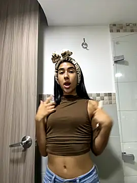 Kassie Collins online show from November 11, 8:36 pm