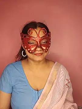 Snapshot of MEERAcle chatting on May 16, 3:22 pm MEERAcle online show from May 16, 3:22 pm