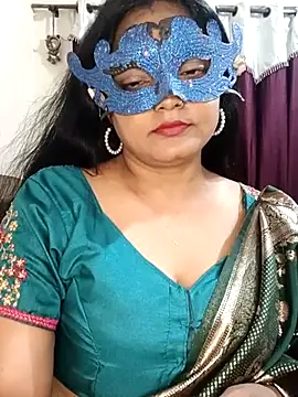 MEERAcle online show from April 5, 4:46 pm