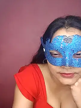 Snapshot of MEERAcle chatting on October 22, 11:25 pm MEERAcle online show from October 22, 11:25 pm