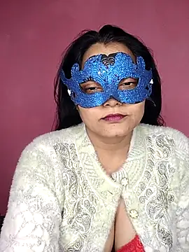 Snapshot of MEERAcle chatting on January 7, 5:07 pm MEERAcle online show from January 7, 5:07 pm