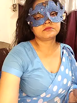 MEERAcle online show from March 9, 3:32 am