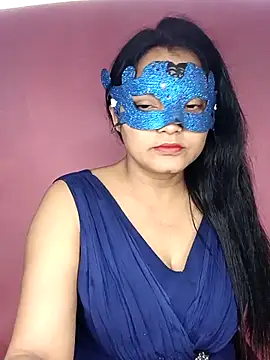 Snapshot of MEERAcle chatting on October 26, 4:24 am MEERAcle online show from October 26, 4:24 am