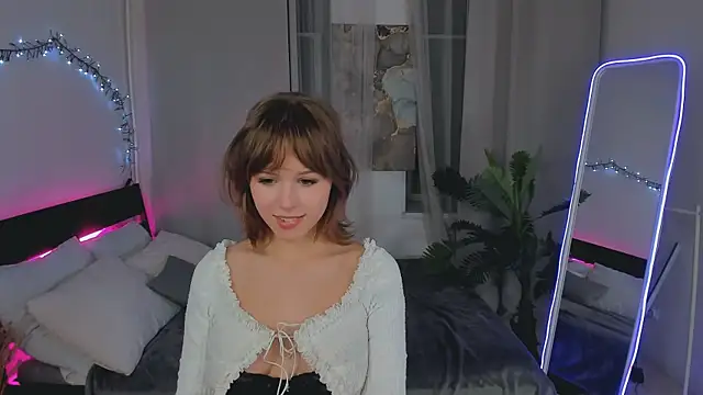 JanetMoor online show from November 9, 5:17 pm