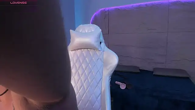 Snapshot of ZahaRose chatting on September 29, 11:21 pm ZahaRose online show from September 29, 11:21 pm