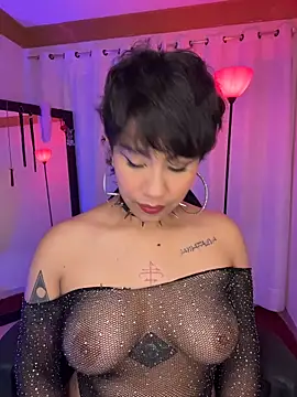 ZahaRose online show from November 29, 4:12 am