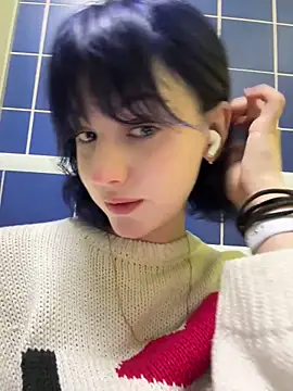 Only April online show from April 2, 3:46 am