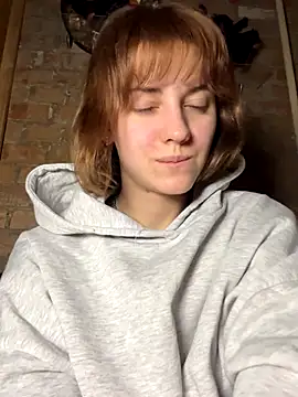 Only April online show from November 29, 10:10 pm