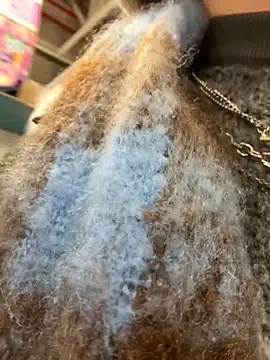 Only April online show from November 27, 5:41 am