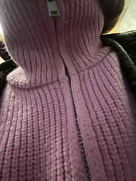 Only April online show from November 21, 12:59 pm