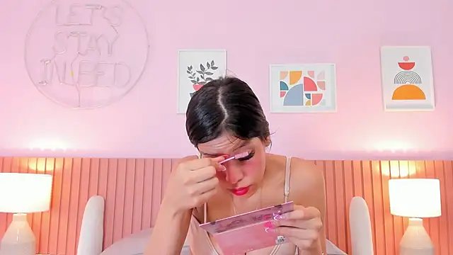 Snapshot of catalina_jolie chatting on November 17, 4:16 am catalina jolie online show from November 17, 4:16 am