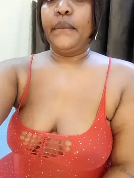 BigAssjuicy26 online show from November 13, 6:23 pm