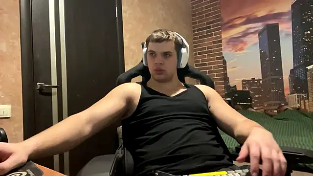 MusclePhantom online show from March 6, 9:43 pm