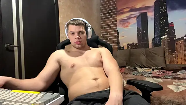 MusclePhantom online show from March 19, 9:04 pm