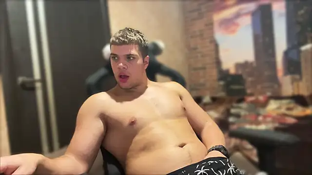 MusclePhantom online show from October 8, 8:09 pm