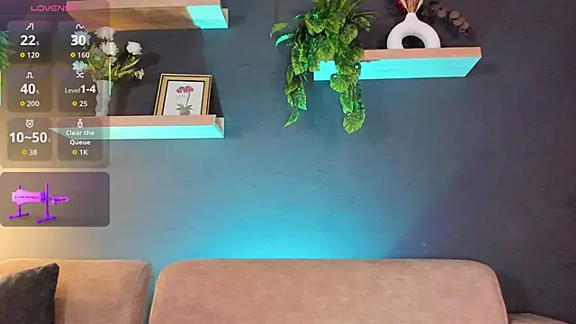 KLOE LUSTX online show from September 23, 9:44 pm