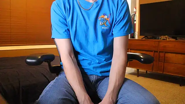 jjjjjfive online show from March 8, 2:04 am