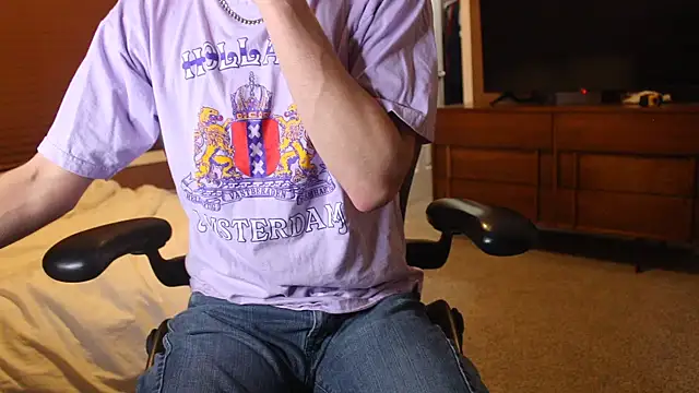 jjjjjfive online show from March 15, 6:42 am