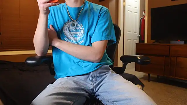 jjjjjfive online show from March 23, 2:33 am