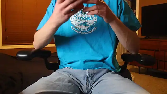 jjjjjfive online show from March 29, 3:08 am