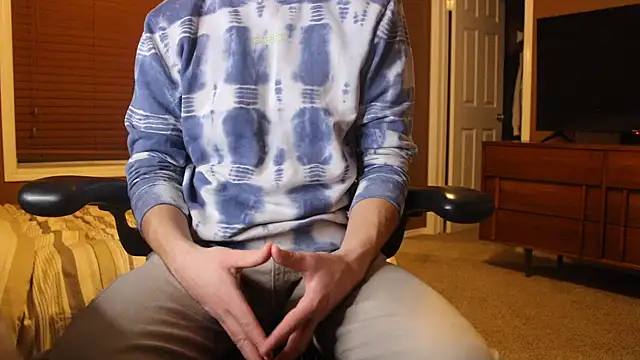 Snapshot of jjjjjfive chatting on December 1, 1:06 am jjjjjfive online show from December 1, 1:06 am