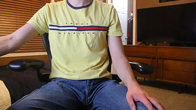 jjjjjfive online show from February 25, 5:18 am