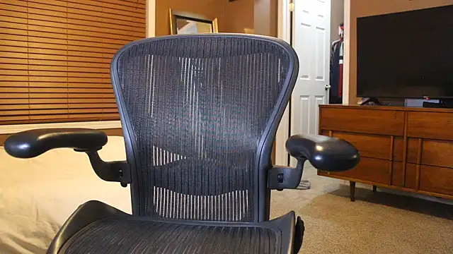 jjjjjfive online show from March 21, 5:19 am