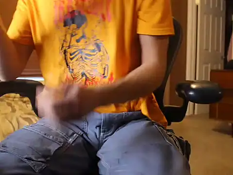 Snapshot of jjjjjfive chatting on October 24, 11:59 pm jjjjjfive online show from October 24, 11:59 pm