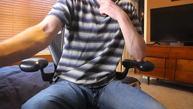 jjjjjfive online show from April 7, 1:51 am