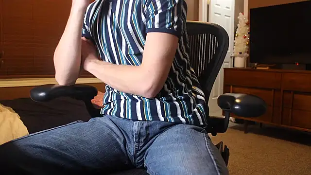 Snapshot of jjjjjfive chatting on December 16, 8:07 am jjjjjfive online show from December 16, 8:07 am