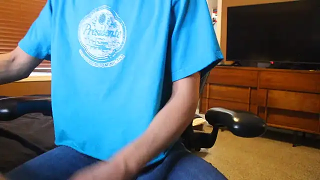 jjjjjfive online show from May 10, 2:26 am