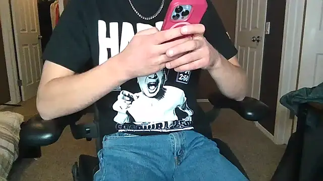 Snapshot of jjjjjfive chatting on October 19, 6:27 am jjjjjfive online show from October 19, 6:27 am