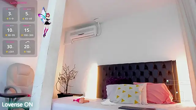 miiarod online show from November 28, 8:09 pm