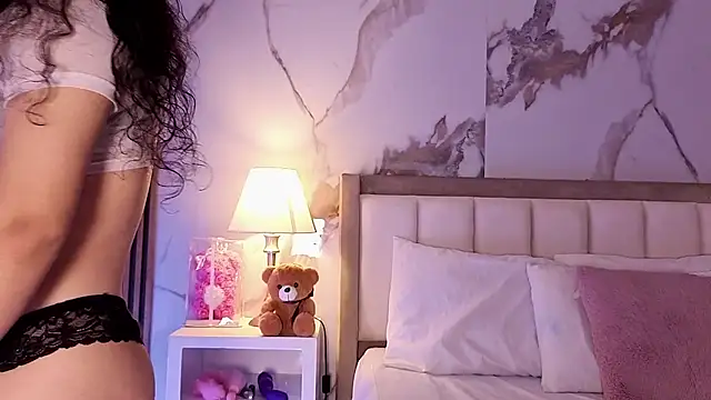 LunaRosse  online show from January 7, 11:37 am