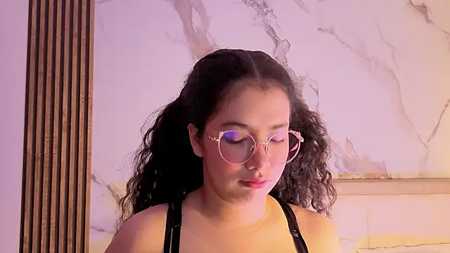 LunaRosse  online show from November 3, 11:36 am