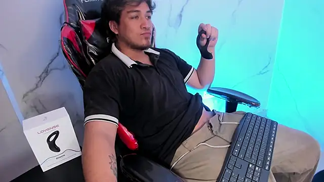 juanmechanic  online show from April 3, 6:53 am