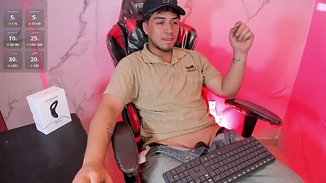 juanmechanic  online show from April 11, 7:05 am