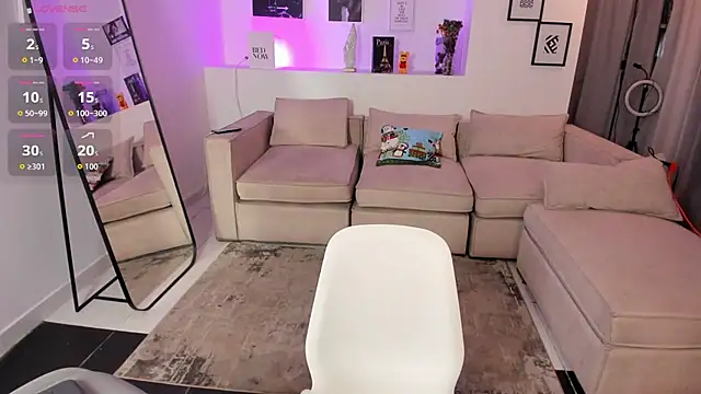 Snapshot of Laureen_se chatting on December 19, 2:48 am Laureen se online show from December 19, 2:48 am