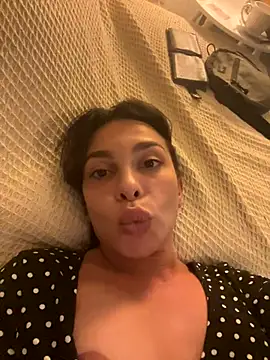 Snapshot of salvana chatting on September 21, 9:09 pm salvana online show from September 21, 9:09 pm