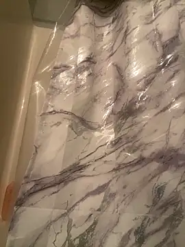 huhgtr online show from December 17, 4:50 am