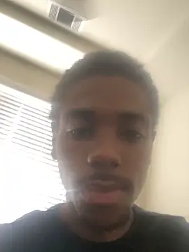 huhgtr online show from April 5, 7:31 pm