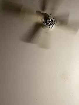 huhgtr online show from April 13, 6:01 pm