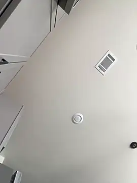 huhgtr online show from November 15, 7:29 pm