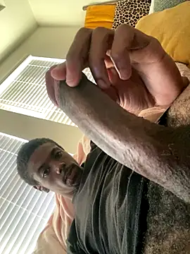 huhgtr online show from November 16, 9:41 pm