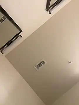 huhgtr online show from March 20, 11:22 am