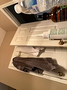 huhgtr online show from November 25, 3:01 pm