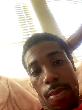 Snapshot of huhgtr chatting on November 3, 8:23 pm huhgtr online show from November 3, 8:23 pm